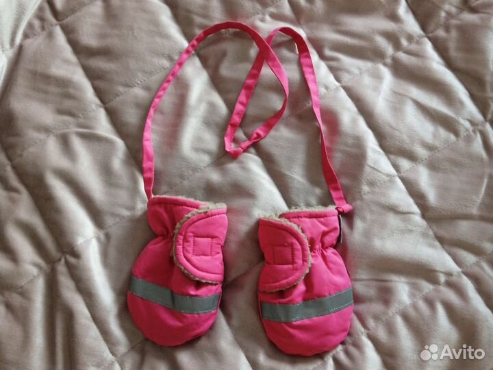 Шапка и варежки детские