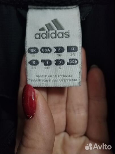 Жилетка adidas женская на пуху