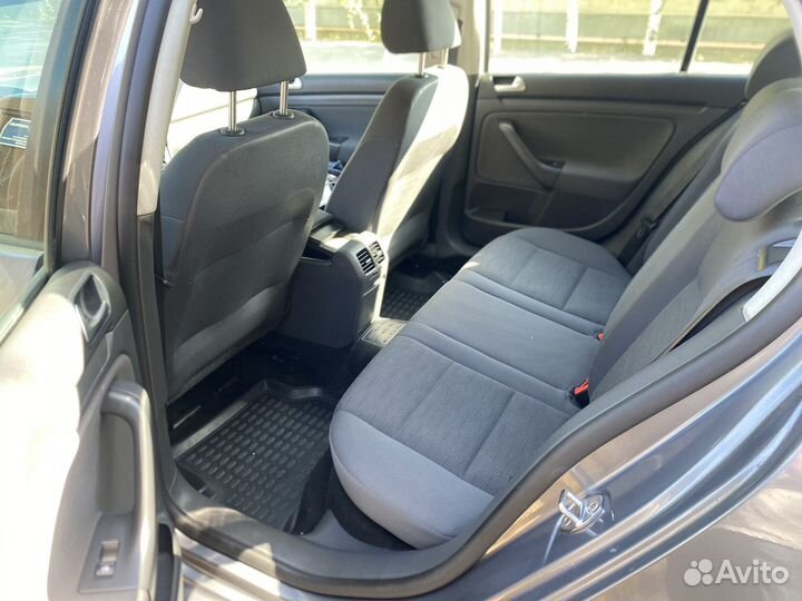 Volkswagen Golf 1.6 МТ, 2008, 260 000 км