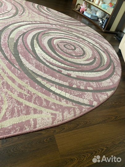 Ковер овальный