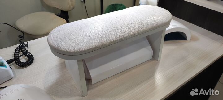 Вытяжка с подставкой