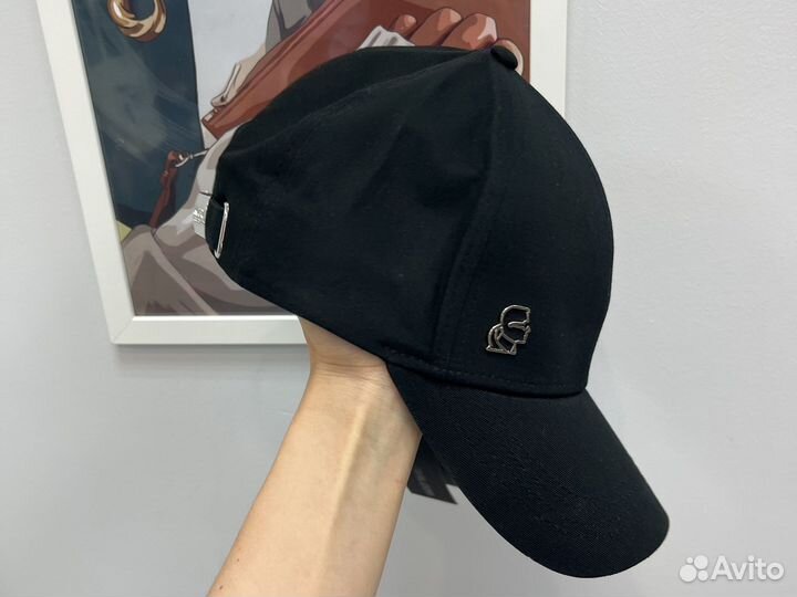 Кепка бейсболка karl lagerfeld женская