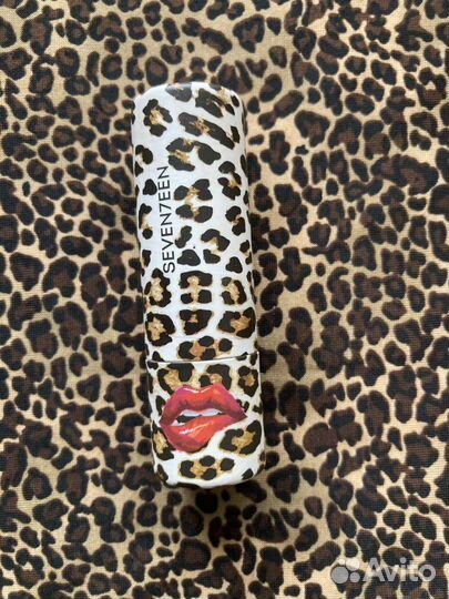 Матовая помада seven7EEN тон 10