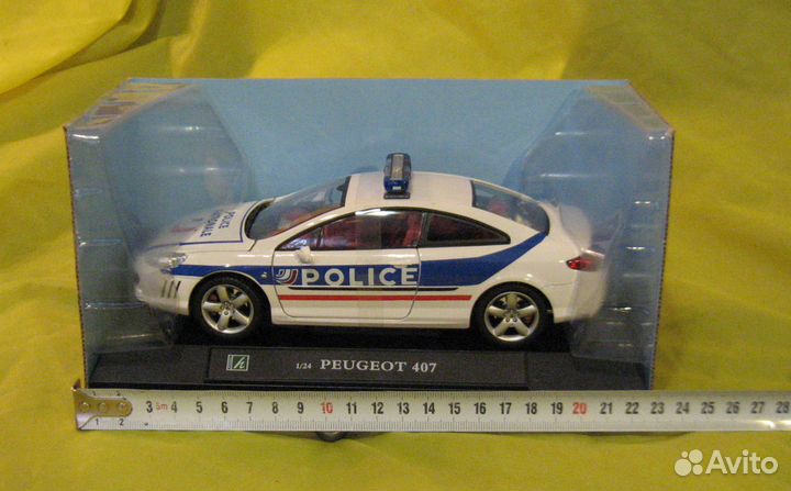 Модель машины Peugeot 407 М 1/24 N70