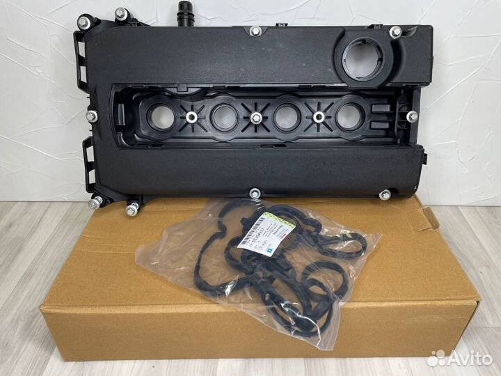 Клапанная крышка Опель 1.6-1.8 GM