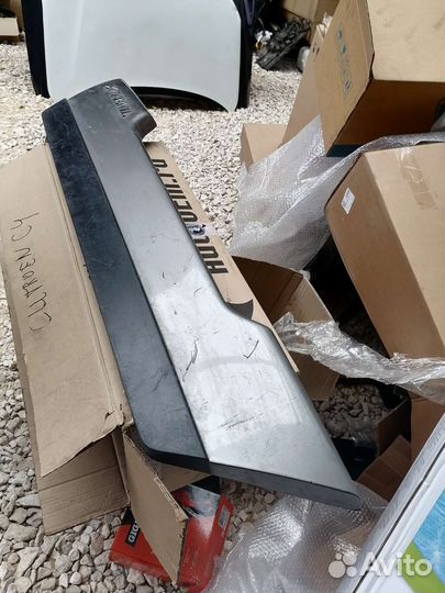 Nissan X-Trail 31 накладка задней крышки багажника