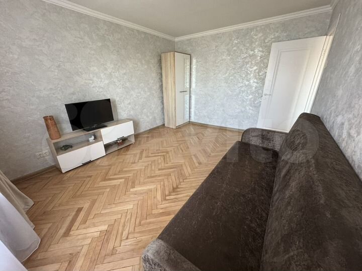 3-к. квартира, 65 м², 12/14 эт.