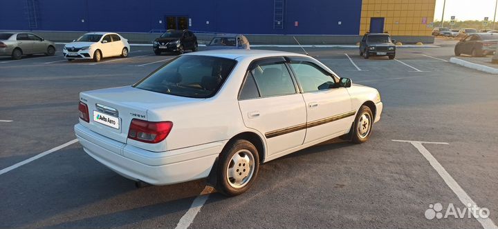 Toyota Carina 1.5 AT, 1999, 600 000 км