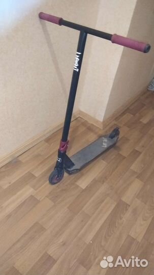 Трюковой самокат limit lmt 01