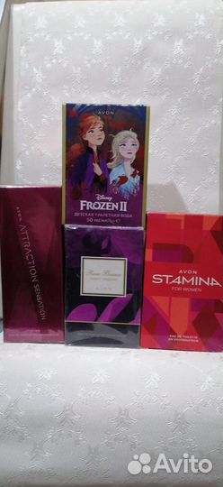 Набор косметики и парфюма