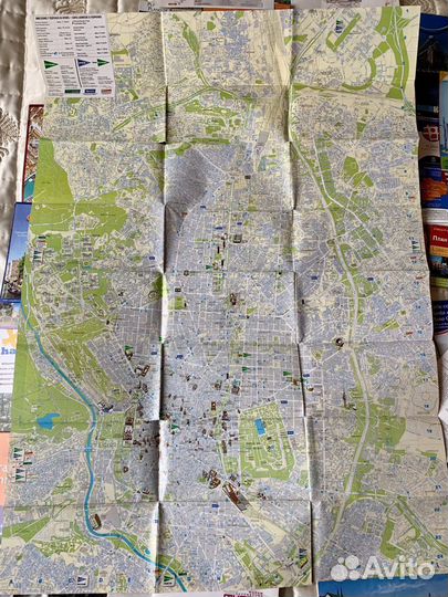 Туристические карты городов мира и России