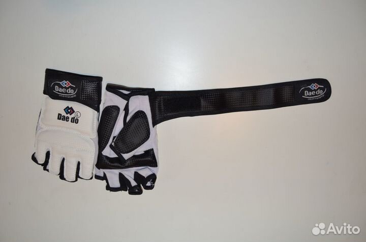 Перчатки Тхэквондо защита стопы