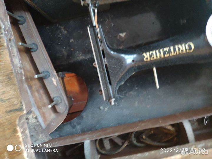 Gritznerшвейная машинка Германия, челночная, с нож