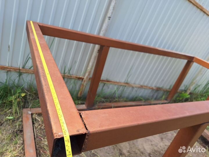 Опора из профильной трубы для еврокуба