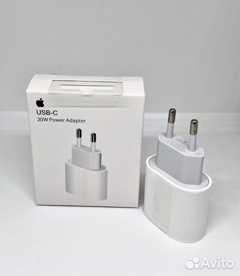 Зарядка на iPhone 20W
