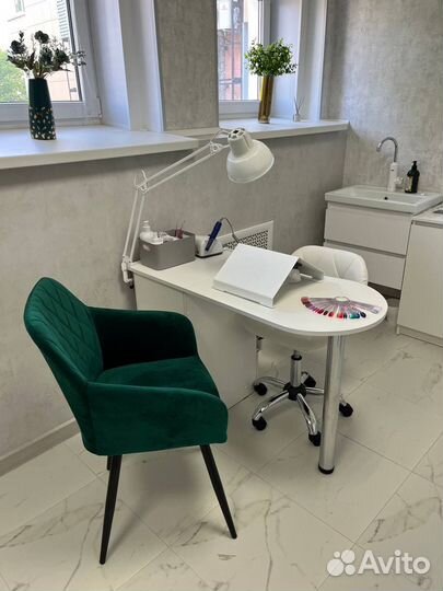 Маникюр с покрытием гель лак