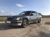 Mercedes-Benz W124 2.3 MT, 1991, битый, 547 587 км, с пробегом, цена 190 000 руб.