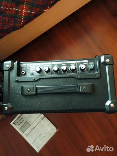 Комбик Roland Cube 10GX