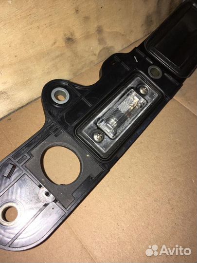 Планка крышки багажника VW Jetta 5