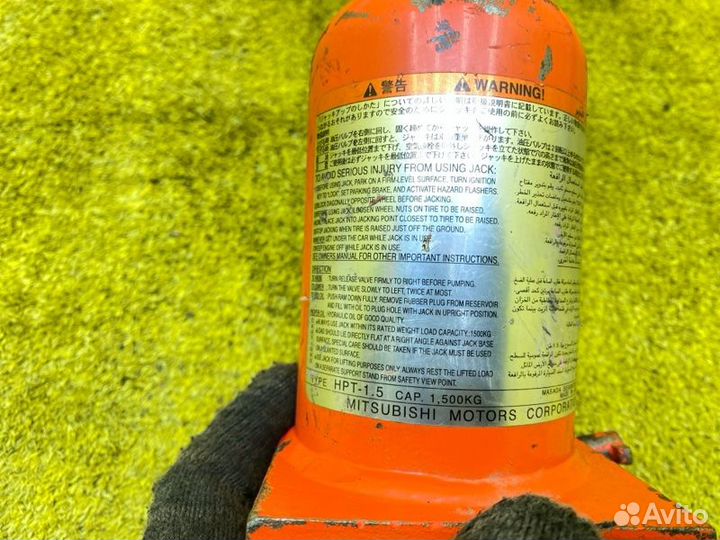 Домкрат задний Mitsubishi 143338