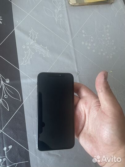 iPhone X, 64 ГБ