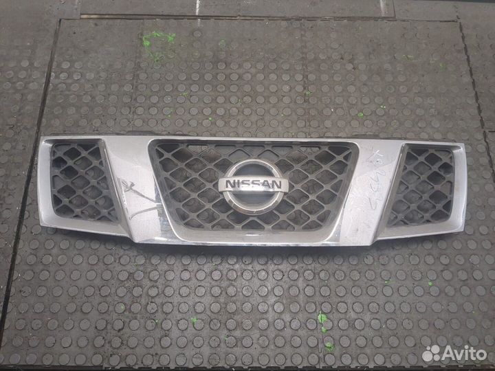 Решетка радиатора Nissan Navara, 2007