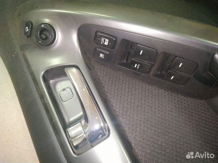 Обшивка двери передней левой Kia Cerato 2009-2013