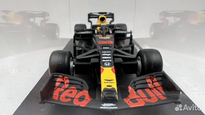 Max Verstappen #33 Red Bull Racing RB16 2020