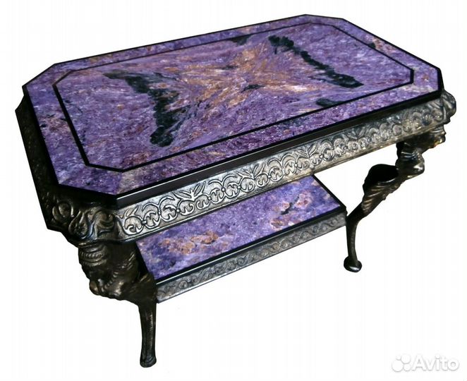 Стол из чароита