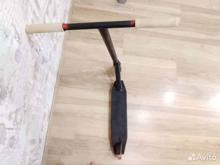 Трюковой самокат