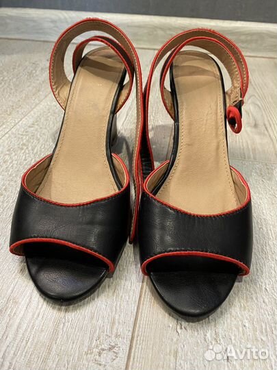 Босоножки женские 40 размер