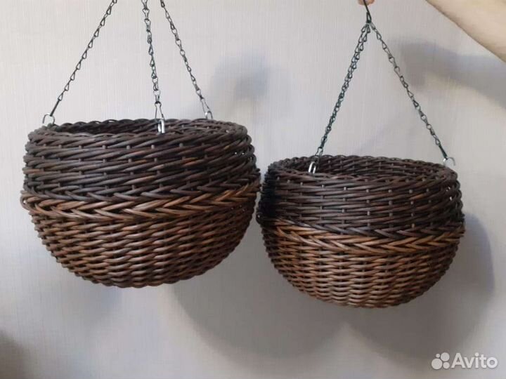 Корзины и кашпо из искусственного ротанга