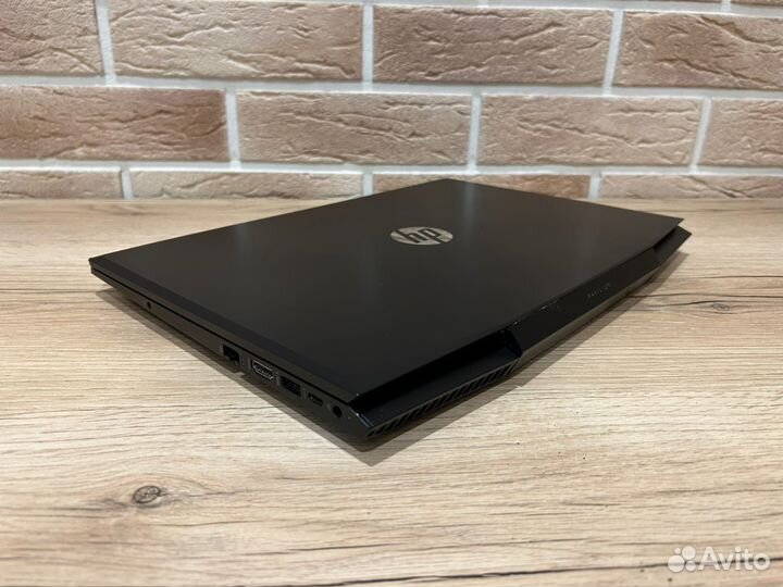 Геймерский ноутбук HP pavilion 15-CX0027UR