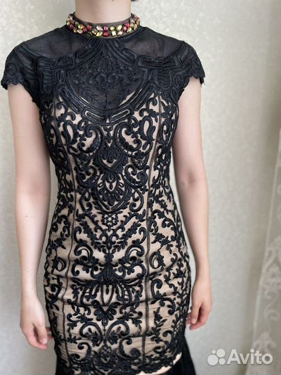 Вечернее платье