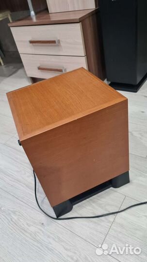 Сабвуфер yamaha