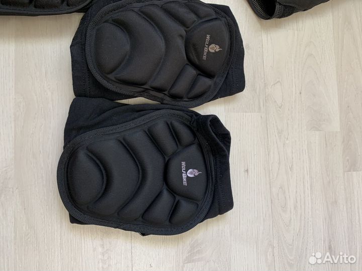 Защита спины горнолыжная