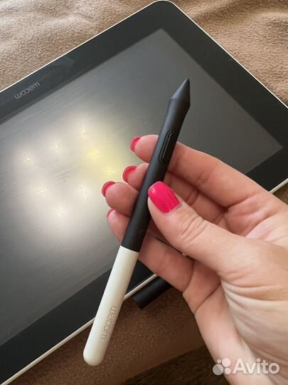 Графический планшет wacom One