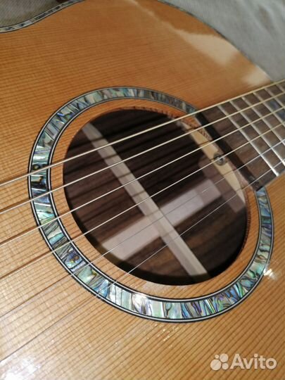 Акустическая гитара, дека кедр, с подключением