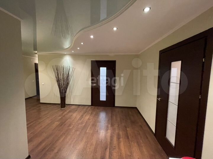 2-к. квартира, 95,9 м², 4/8 эт.