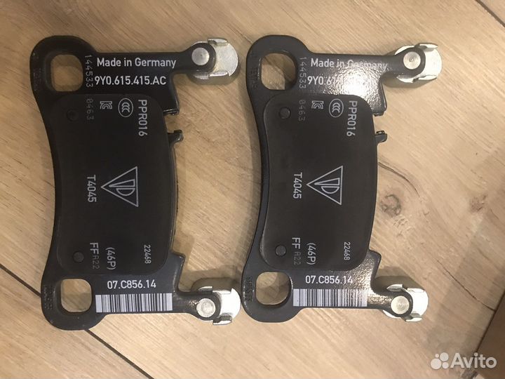 Комплект колодок на Porsche Cayenne