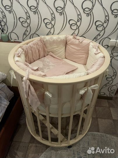 Детская кроватка