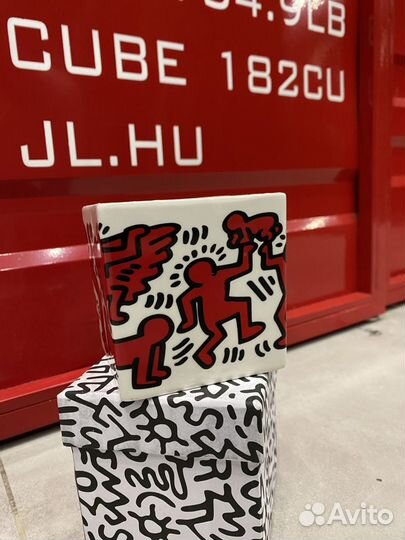 Свеча Keith Haring