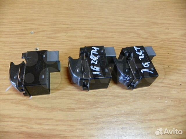 Кнопка стеклоподъемника Chevrolet Lacetti