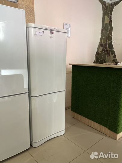 Холодильник Indesit. Гарантия. Доставка