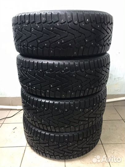 Pirelli Ice Zero 235/50 R18