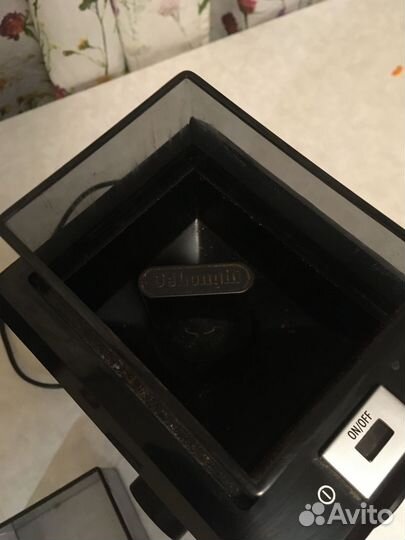 Кофемолка delonghi kg79