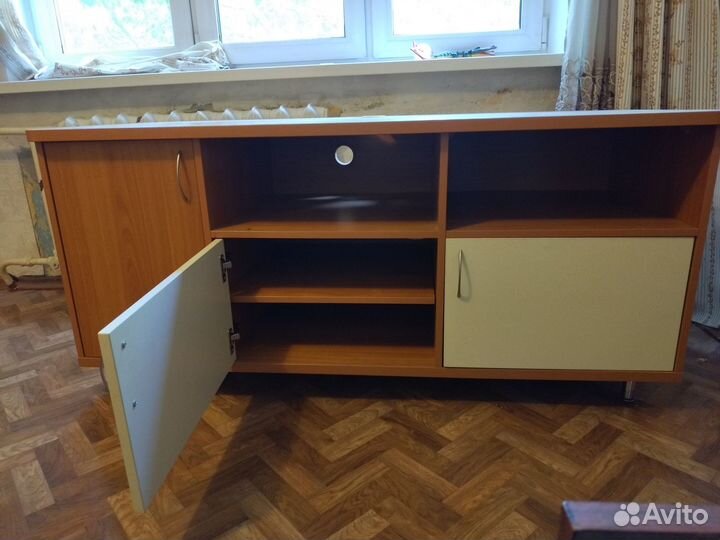 Тумбы под телевизор