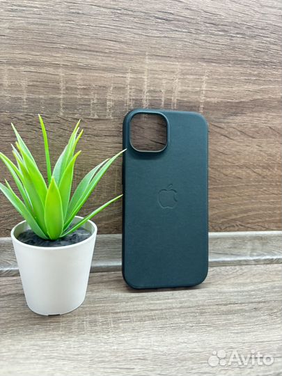 Чехол Apple FineWoven MagSafe для iPhone 15