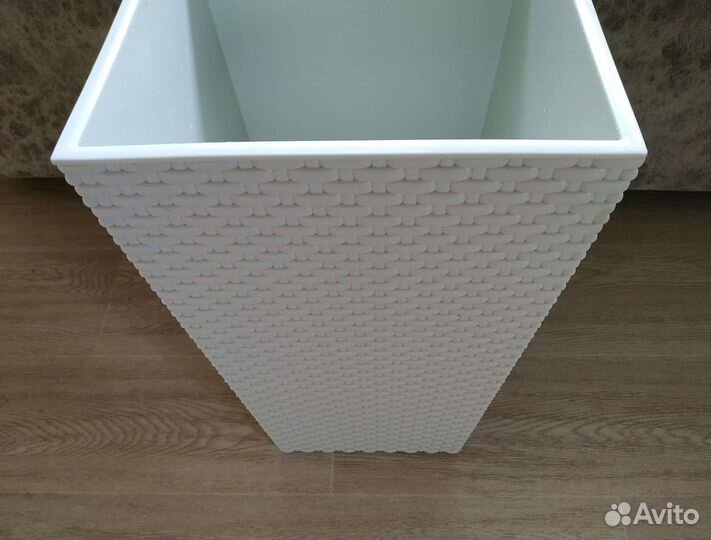 Кашпо напольное