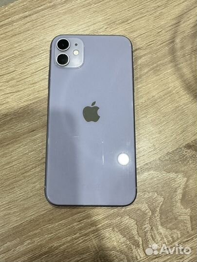 iPhone 11, 64 ГБ